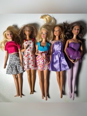 Barbie Lot Of 5 Mattel Barbie Dolls From 2000’s All Fully Dressed